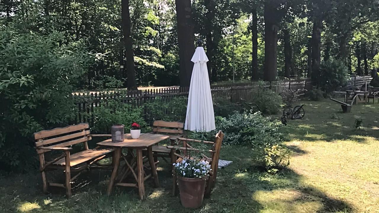 Helenes Ferienwohnung Auf Dem Bauernhof - Lausitzer Seenland Lauta Экстерьер фото